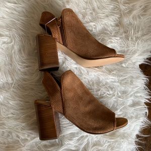 🌻3 for $25 SALE🌻- Steve Madden CODY Shoes | Size  8.5 |